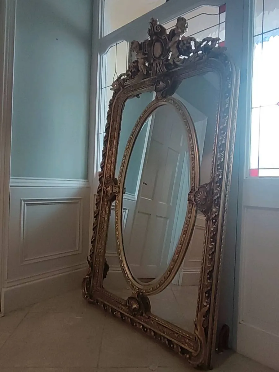 Truly one off a kind statement Piece! Pristine con - Image 2