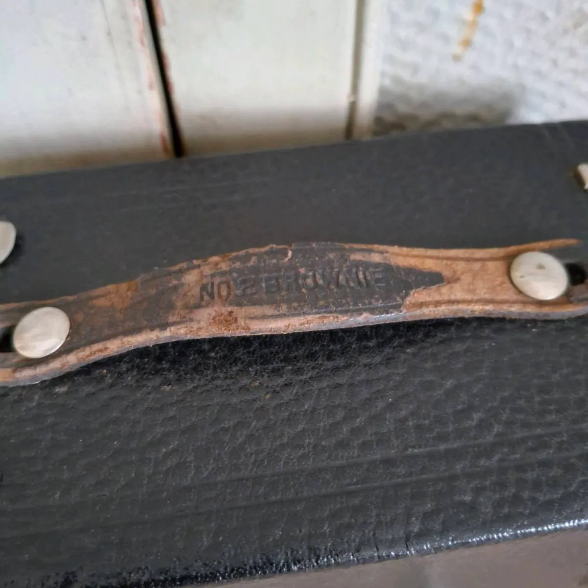 Antique Kodak no. 2 Brownie Box Camera - Image 3