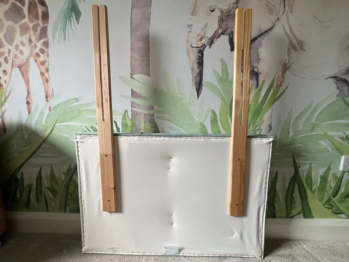 Single bed headboard. - Image 2