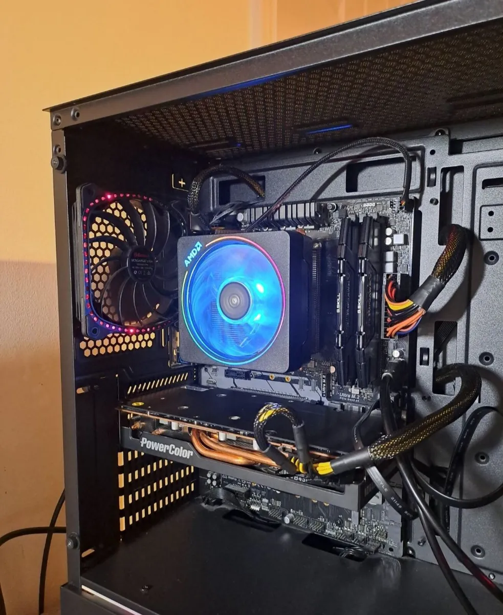 RX 5700XT & Ryzen 7 2700x PC - Image 2