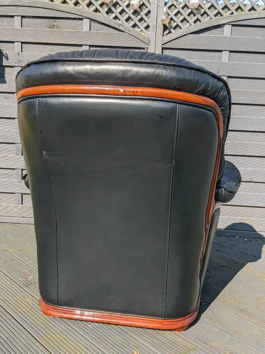 2 leather chairs - Image 2