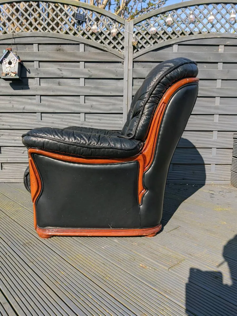 2 leather chairs - Image 4