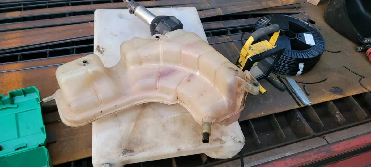 Plastic welding and repairs - Image 4