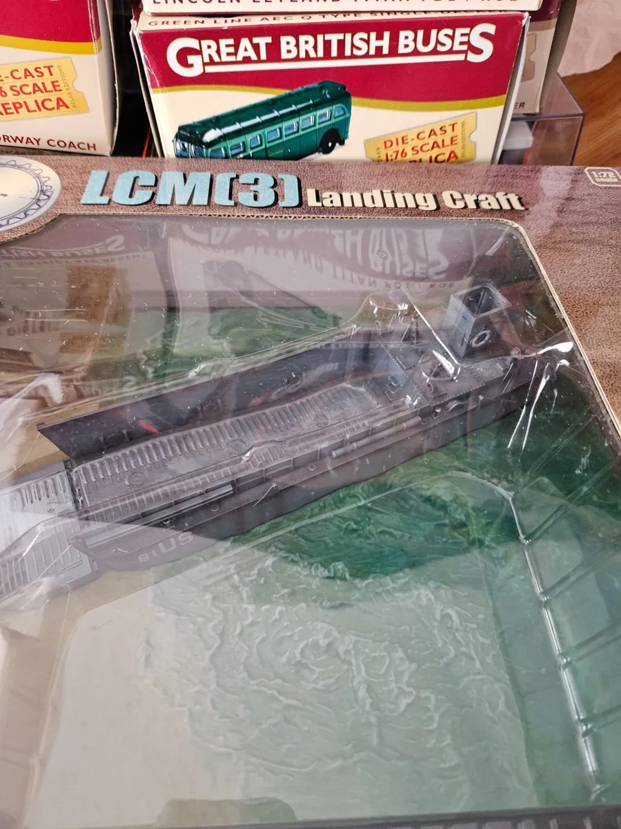Corgi Dragon American WW2 Landing Craft Diorama - Image 2