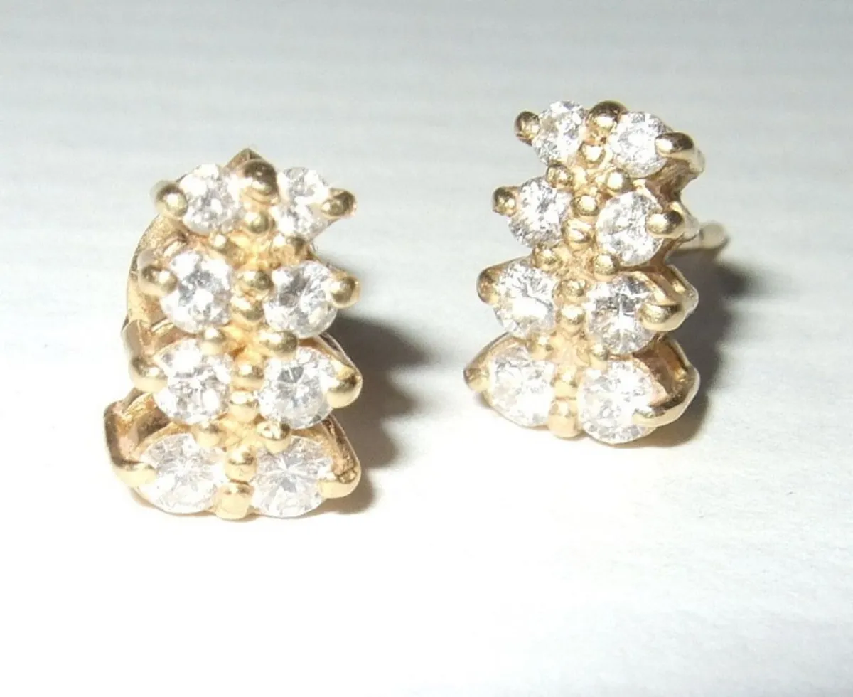 Vintage 18k Hallmarked Gold/Diamond Earrings - Image 1