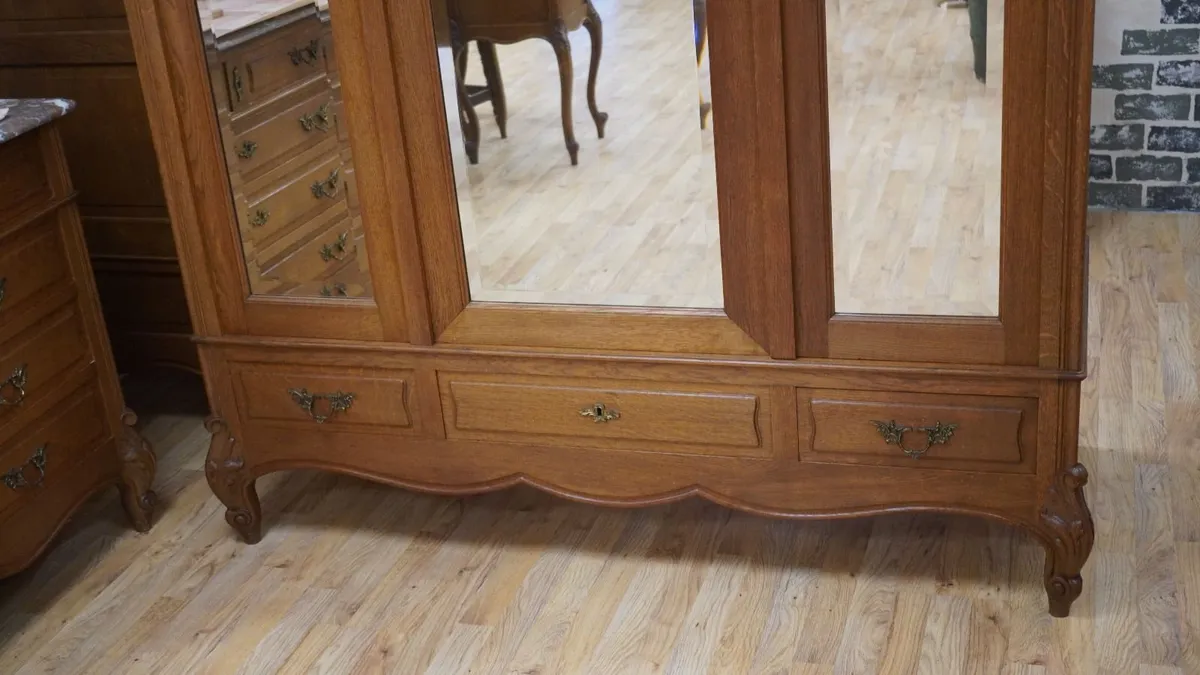 French Oak Triple-Door Mirrored Armoire / Wardrobe - Image 4