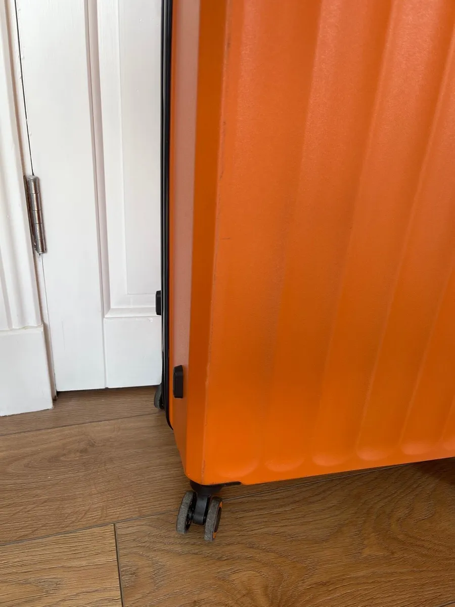 Explore Large Hard Shell Suitcase - Image 3