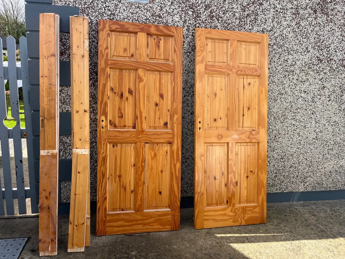 Internal doors - Image 2