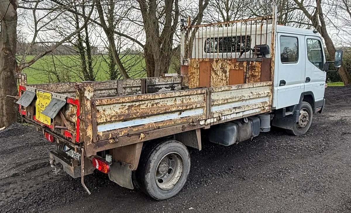 Mitsubishi Canter 2011 Tipper Cvrt 12/2026 - Image 2