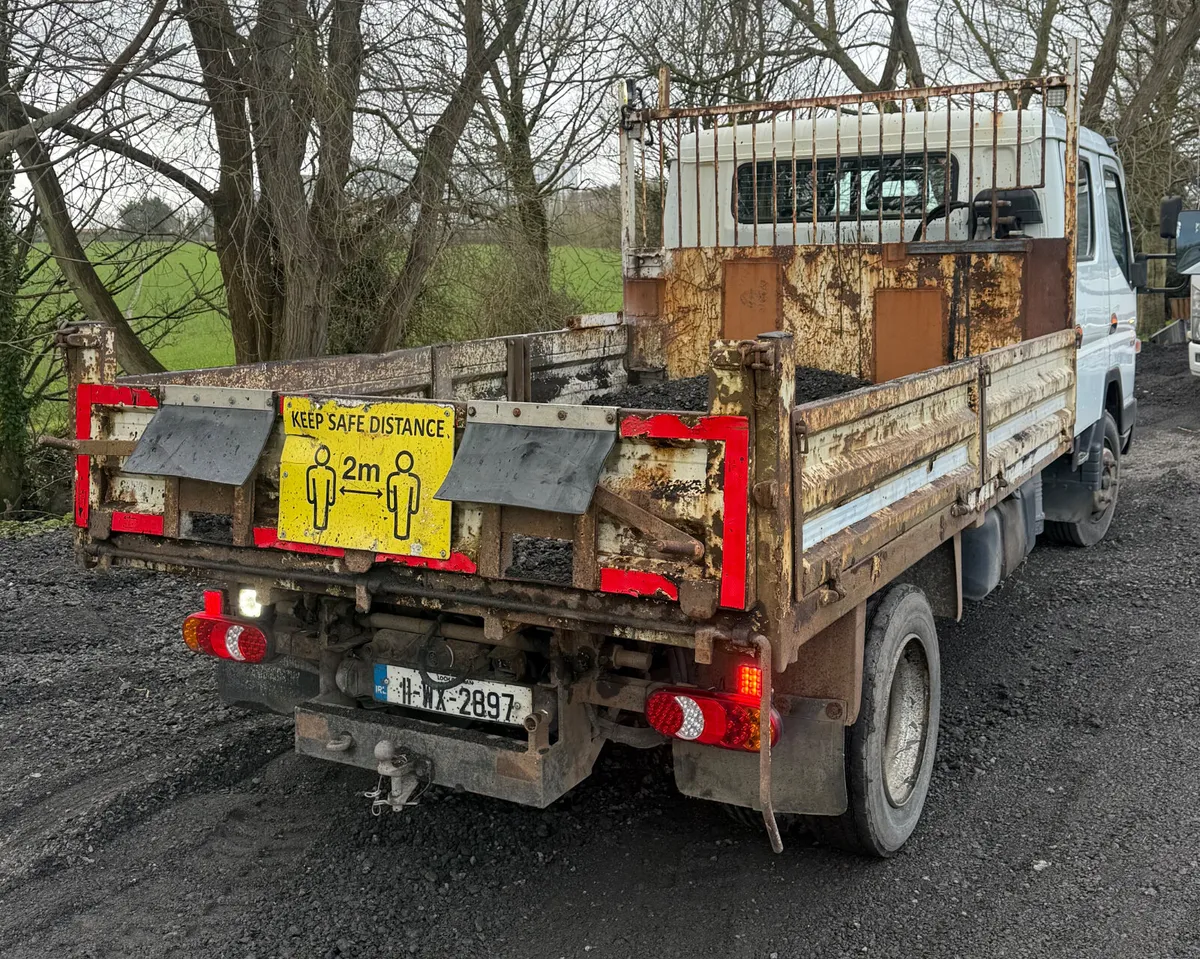 Mitsubishi Canter 2011 Tipper Cvrt 12/2026 - Image 3