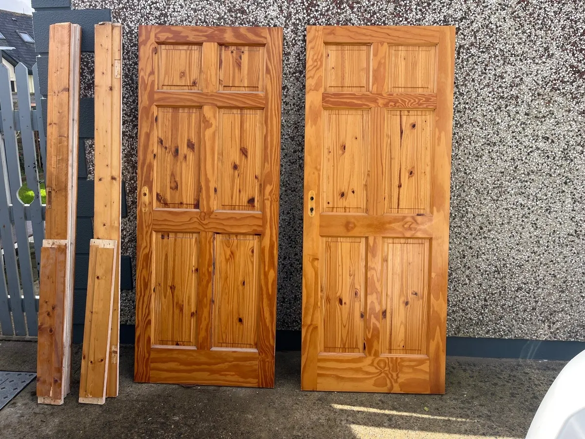 Internal doors - Image 1