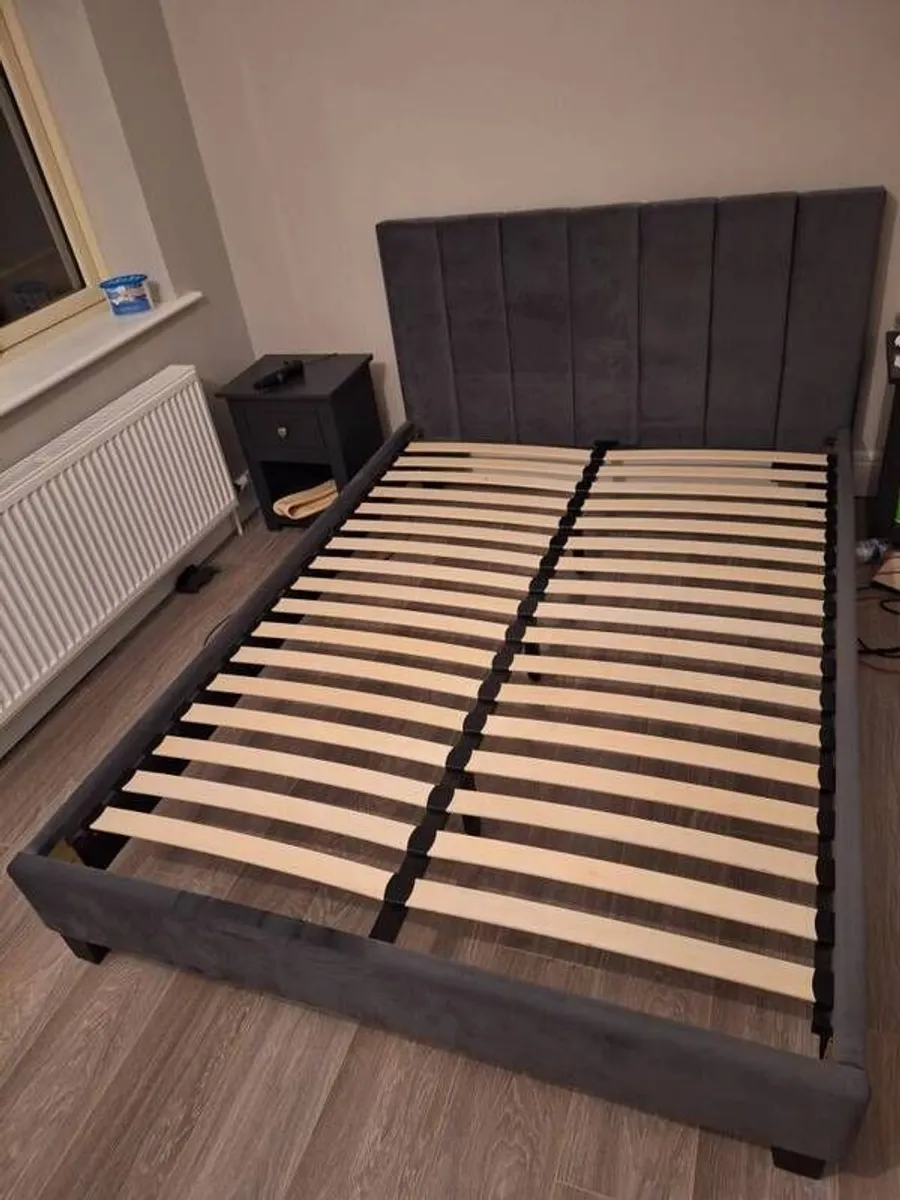 Double Bed - Image 2
