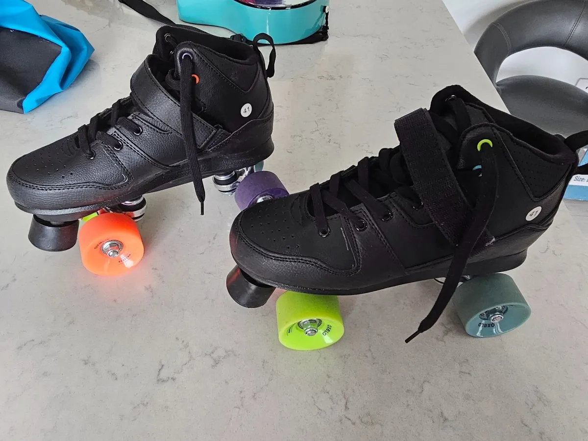 Roller skates Size 41 - Image 1