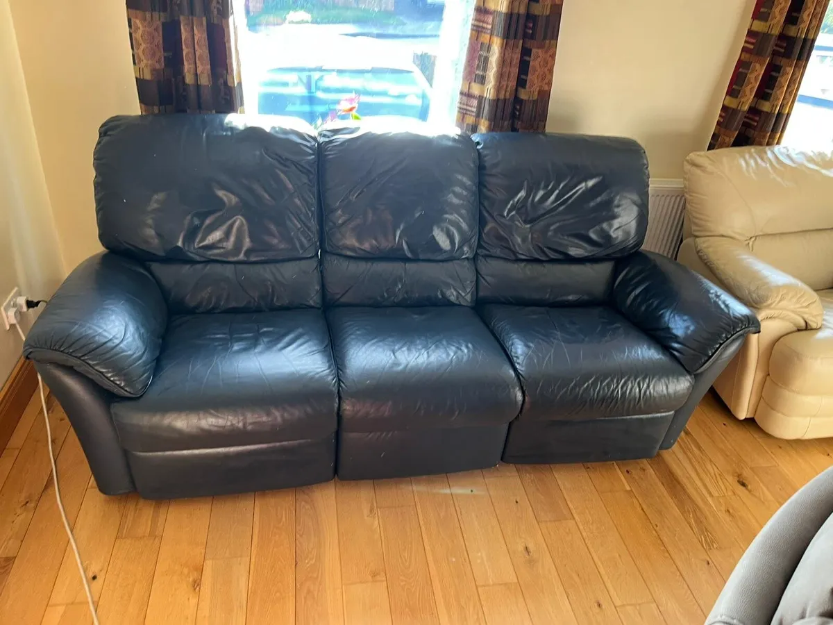 Couch set - Image 1