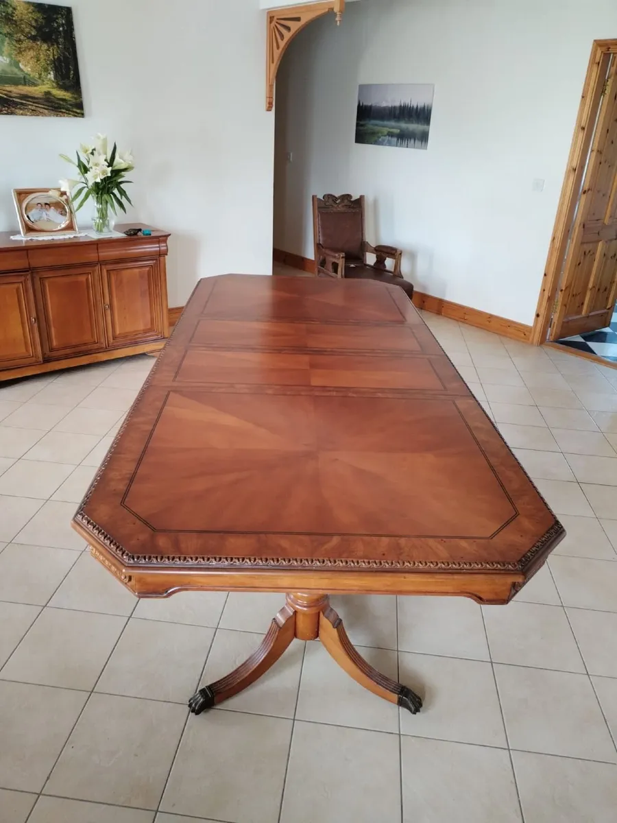 Dining room table and chairs - Image 2