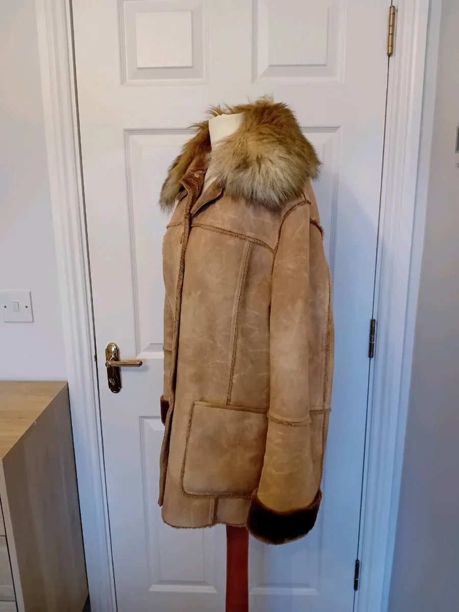 "Olsen" Shearling Coat - Image 2