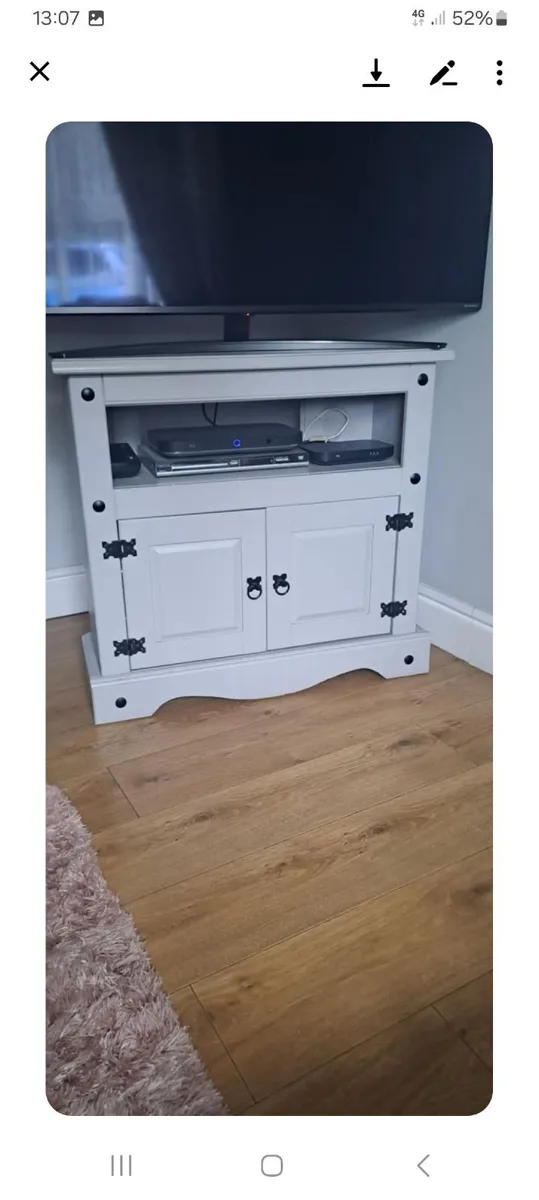 Tv unit and mirror - Image 1