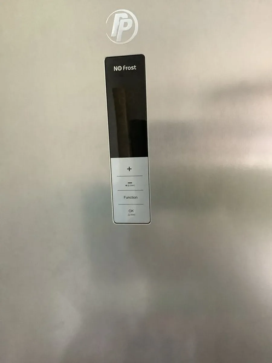 Powerpoint Hybrid Larder fridge - Image 3