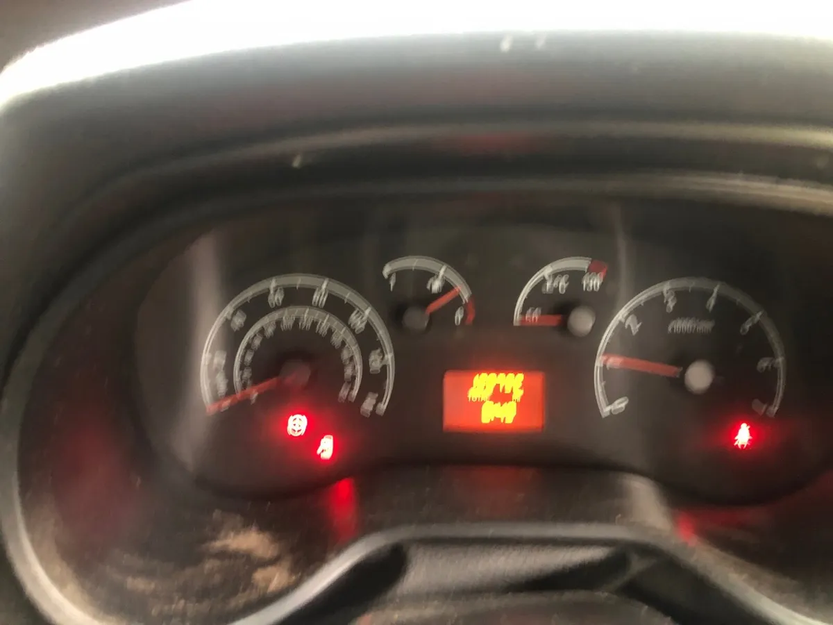 Vauxhall Combo 2016 - Image 3