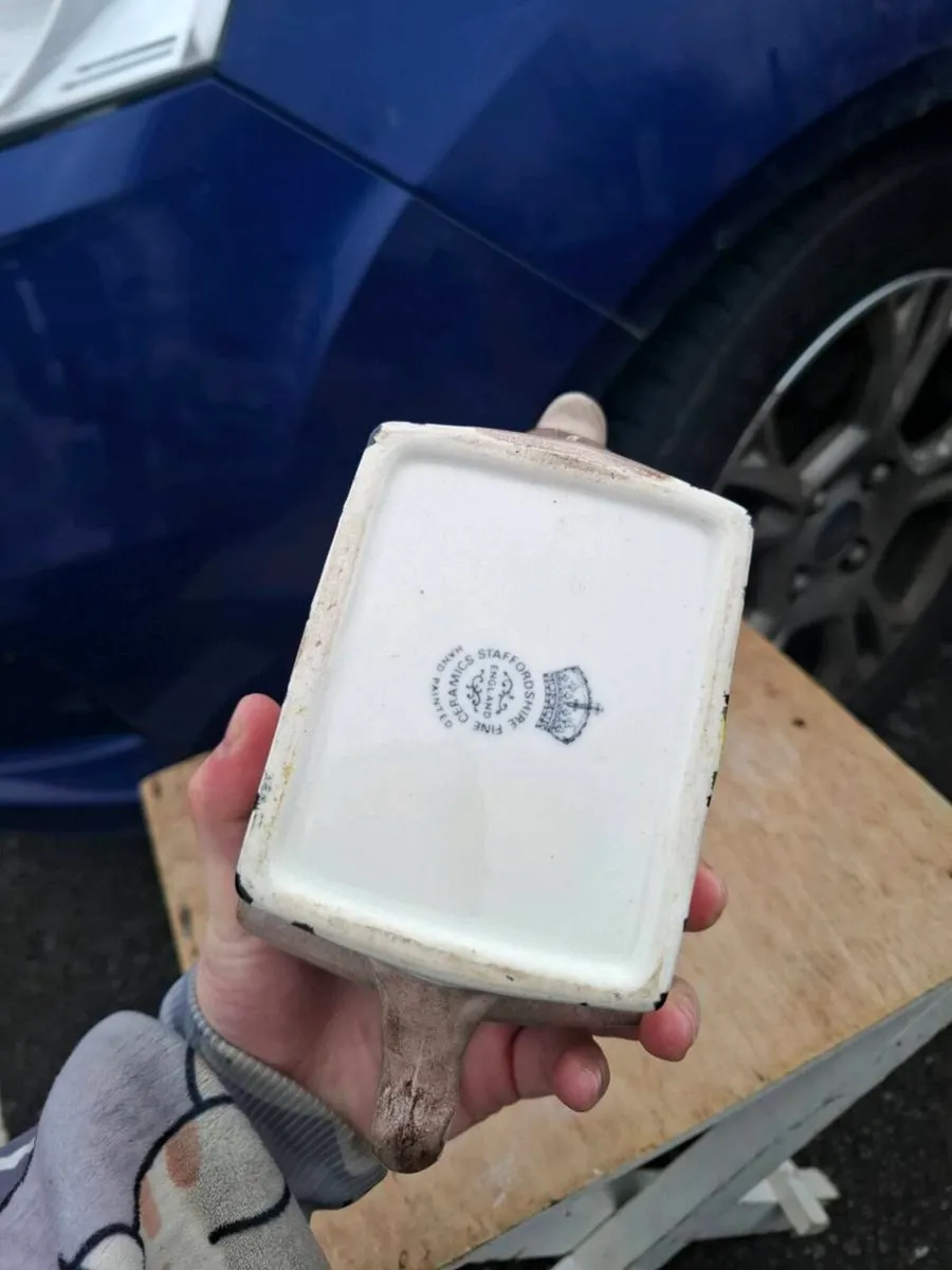 Staffoshire tea pot - Image 2