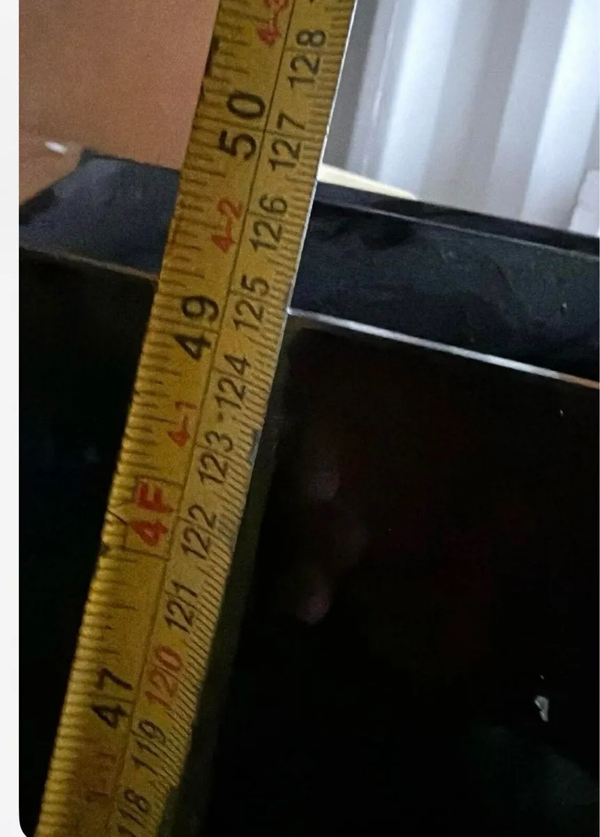 Small side table - Image 3