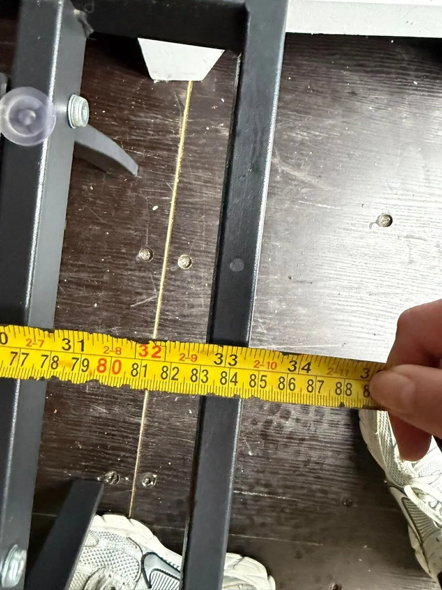 Small side table - Image 4