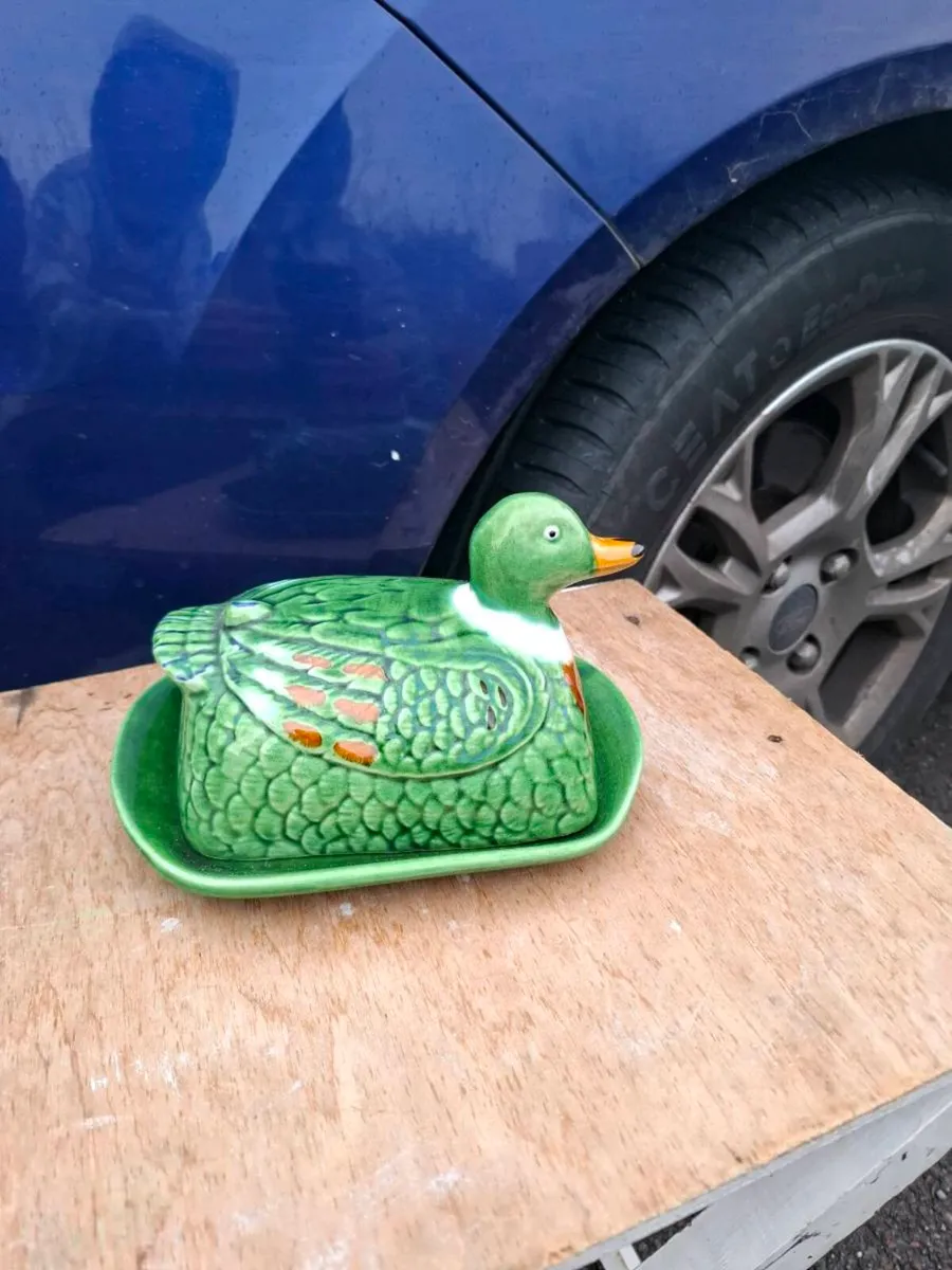 Duck butter dish