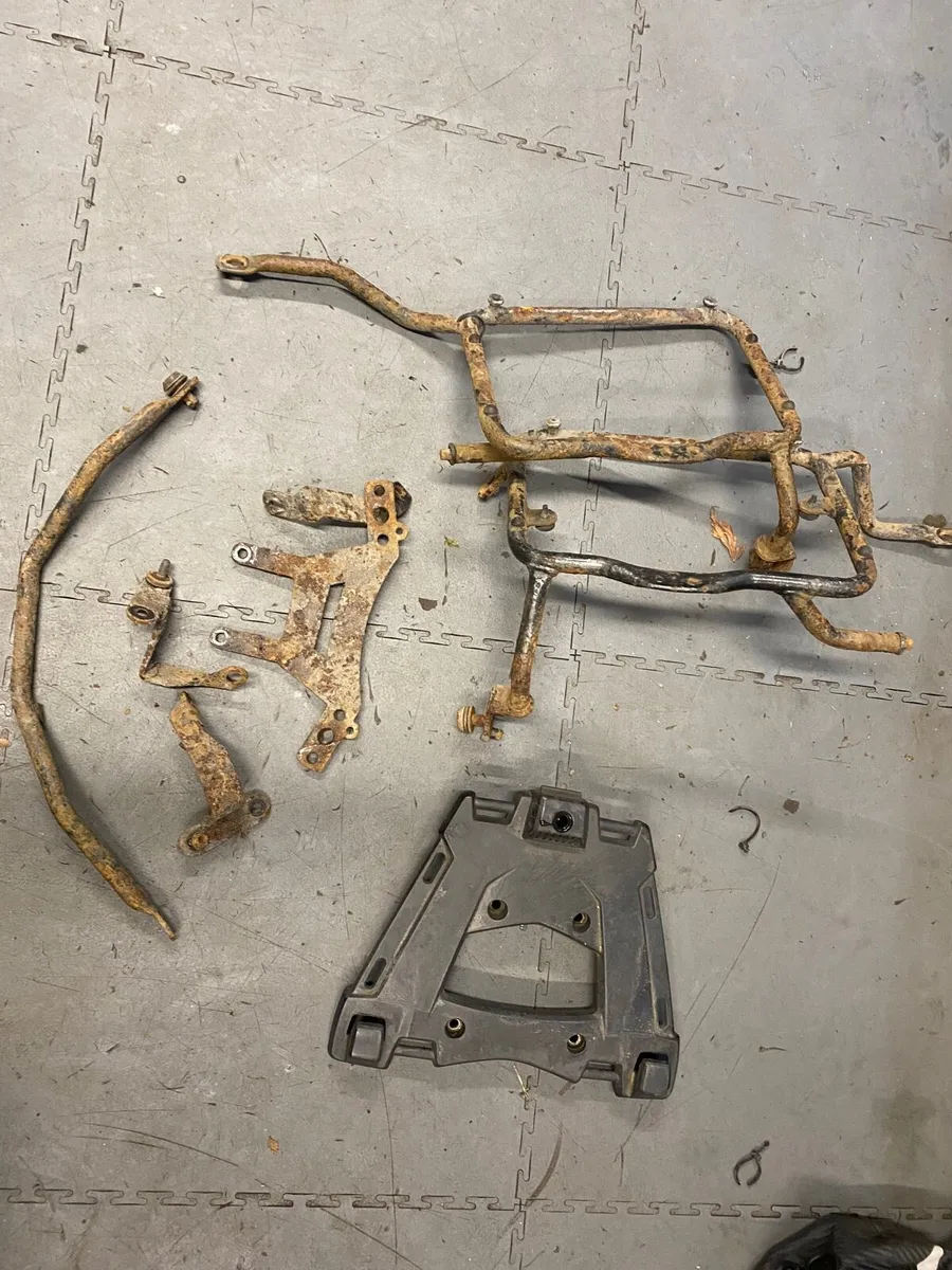 Bmw f650gs (800cc) luggage - Image 3