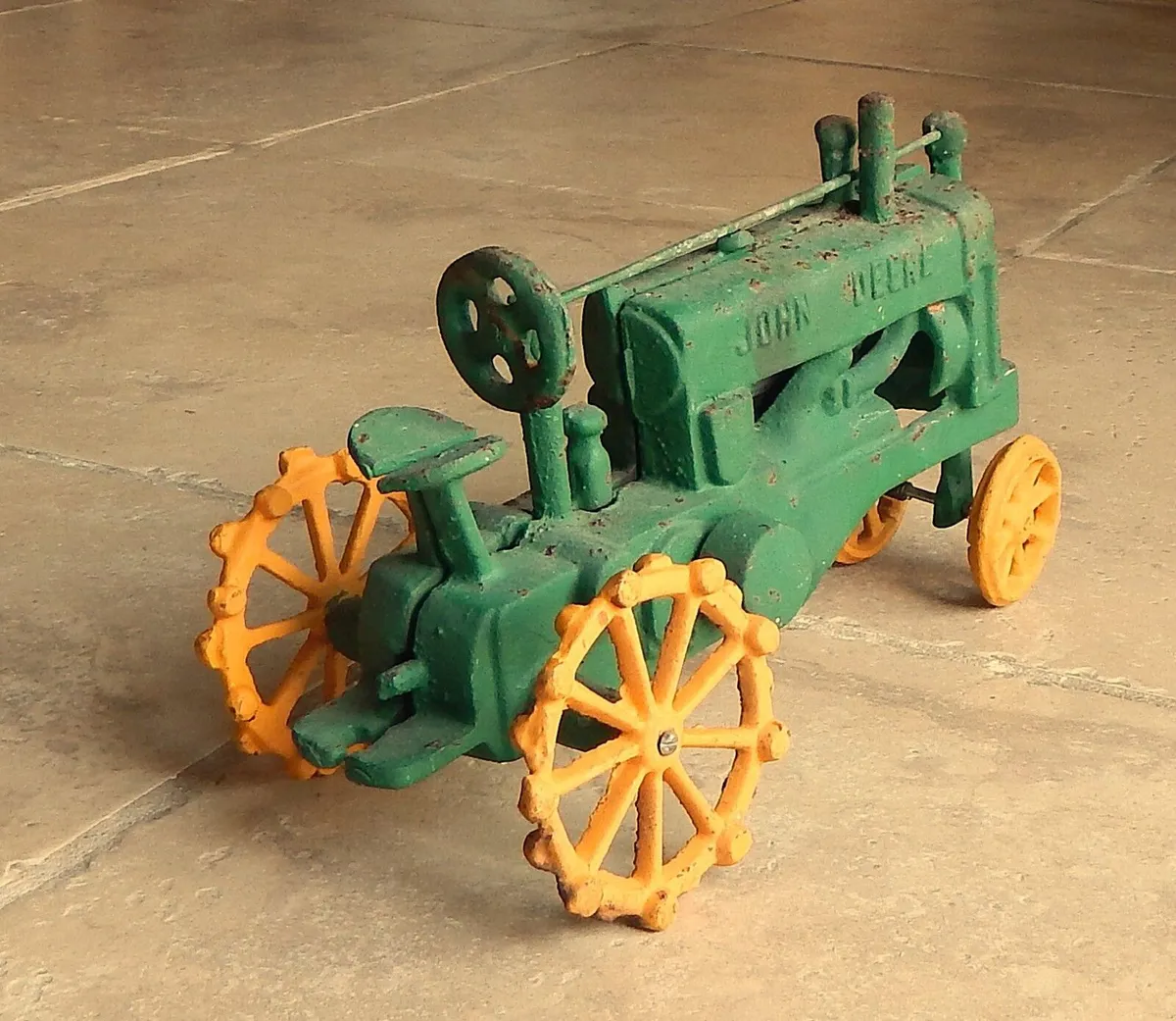 Vintage John Deere Cast Iron Tractor Toy - Image 3