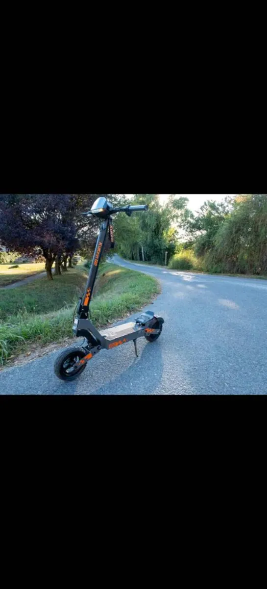 Kukirin g2 off-road electric scooter