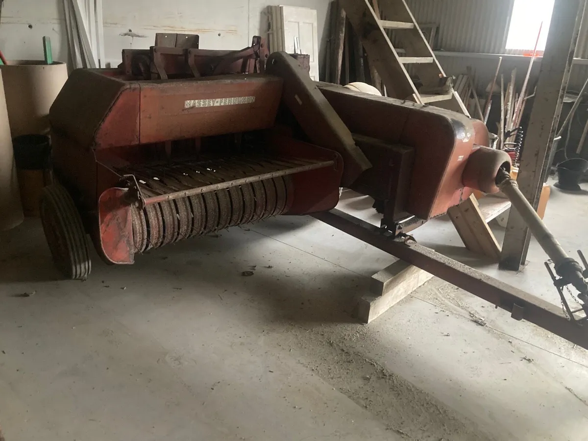 Square baler - Image 2