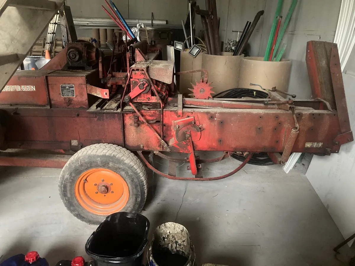 Square baler - Image 3