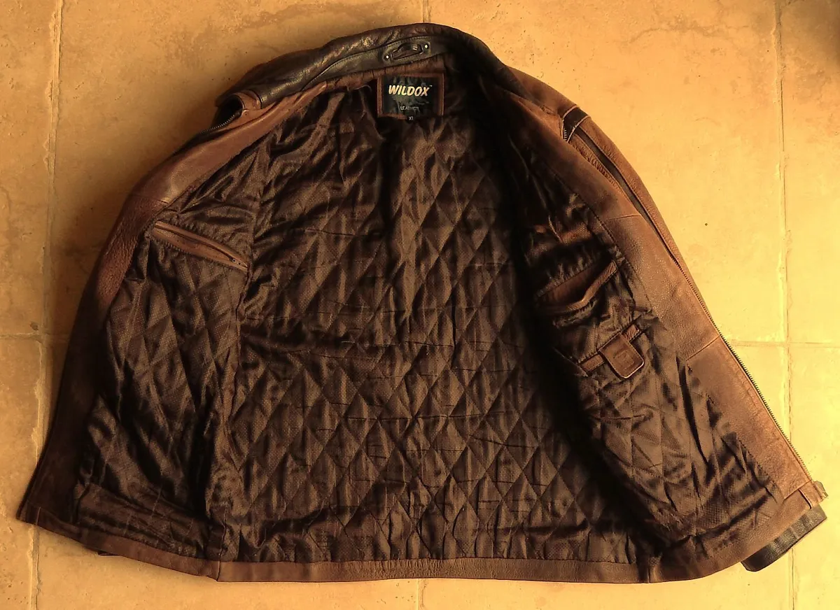 Gents Wildox Leather Jacket, Size XL - Image 3