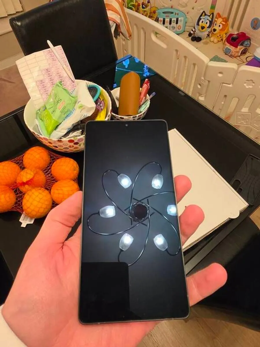 Samsung S25 Ultra - As New - 1TB - Image 1