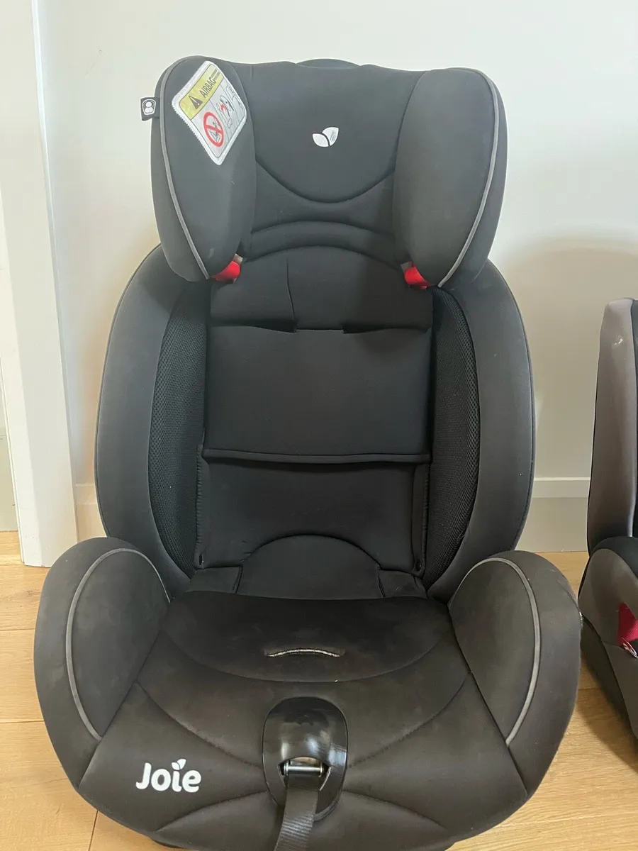 Car seat - Image 1