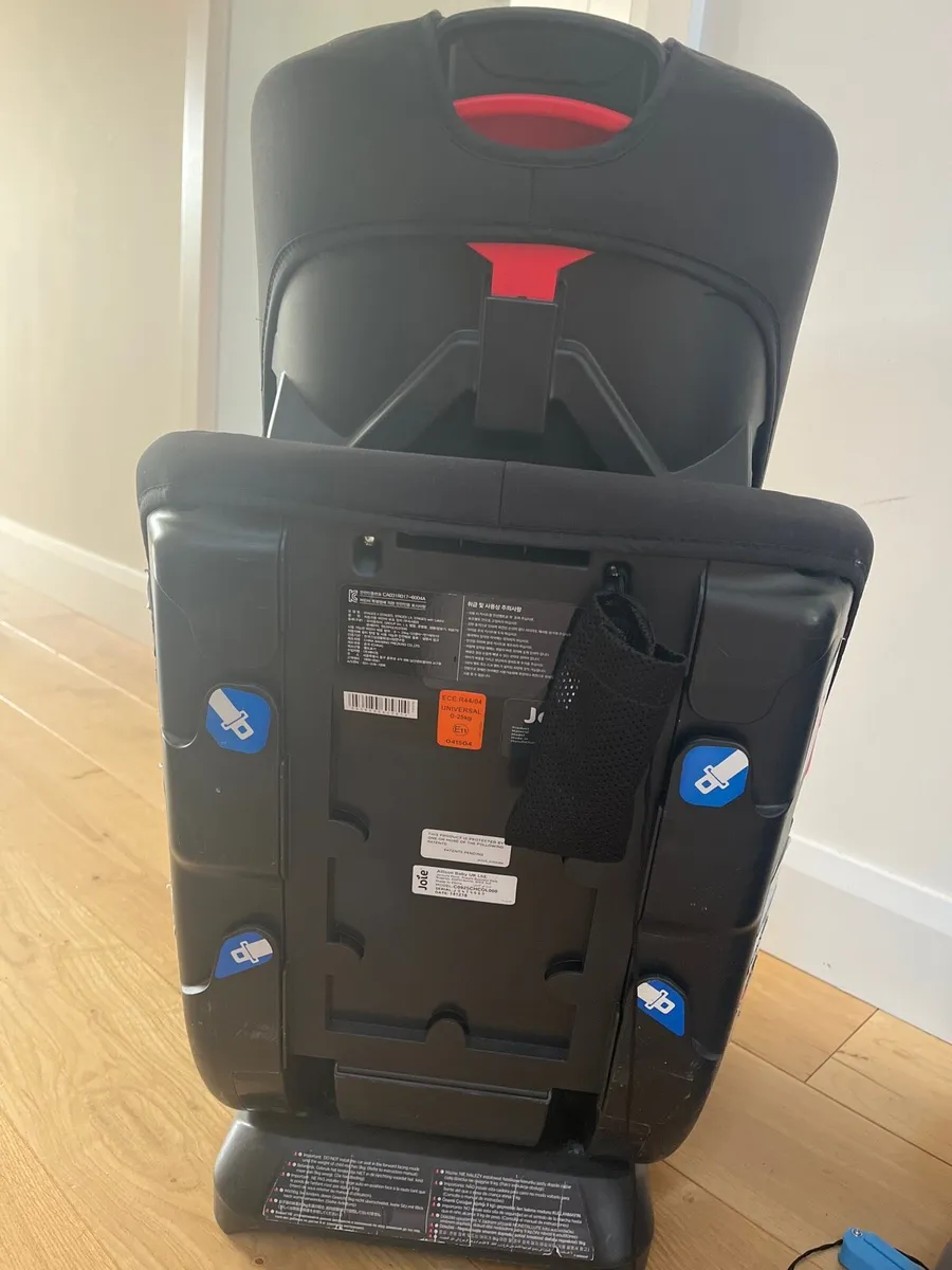 Car seat - Image 2