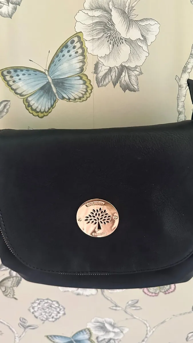 New black bag - Image 2