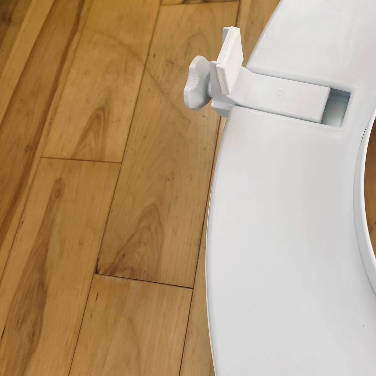 Toilet seat - Image 4