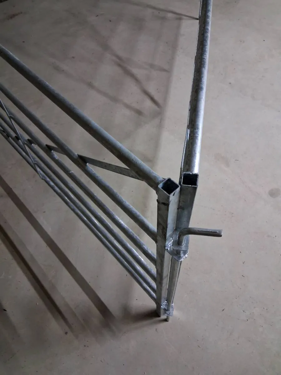 Sheep gates - Image 4