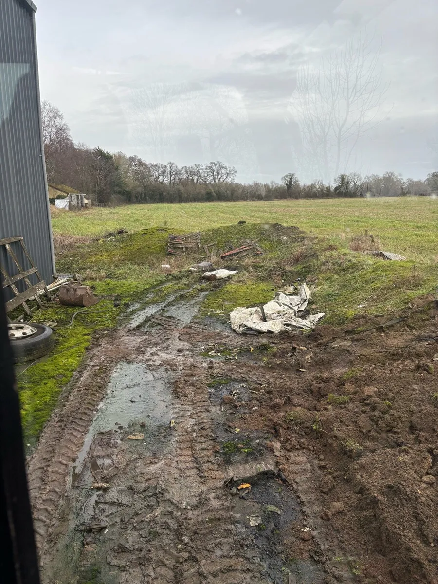 Digger and driver for hire - Image 3