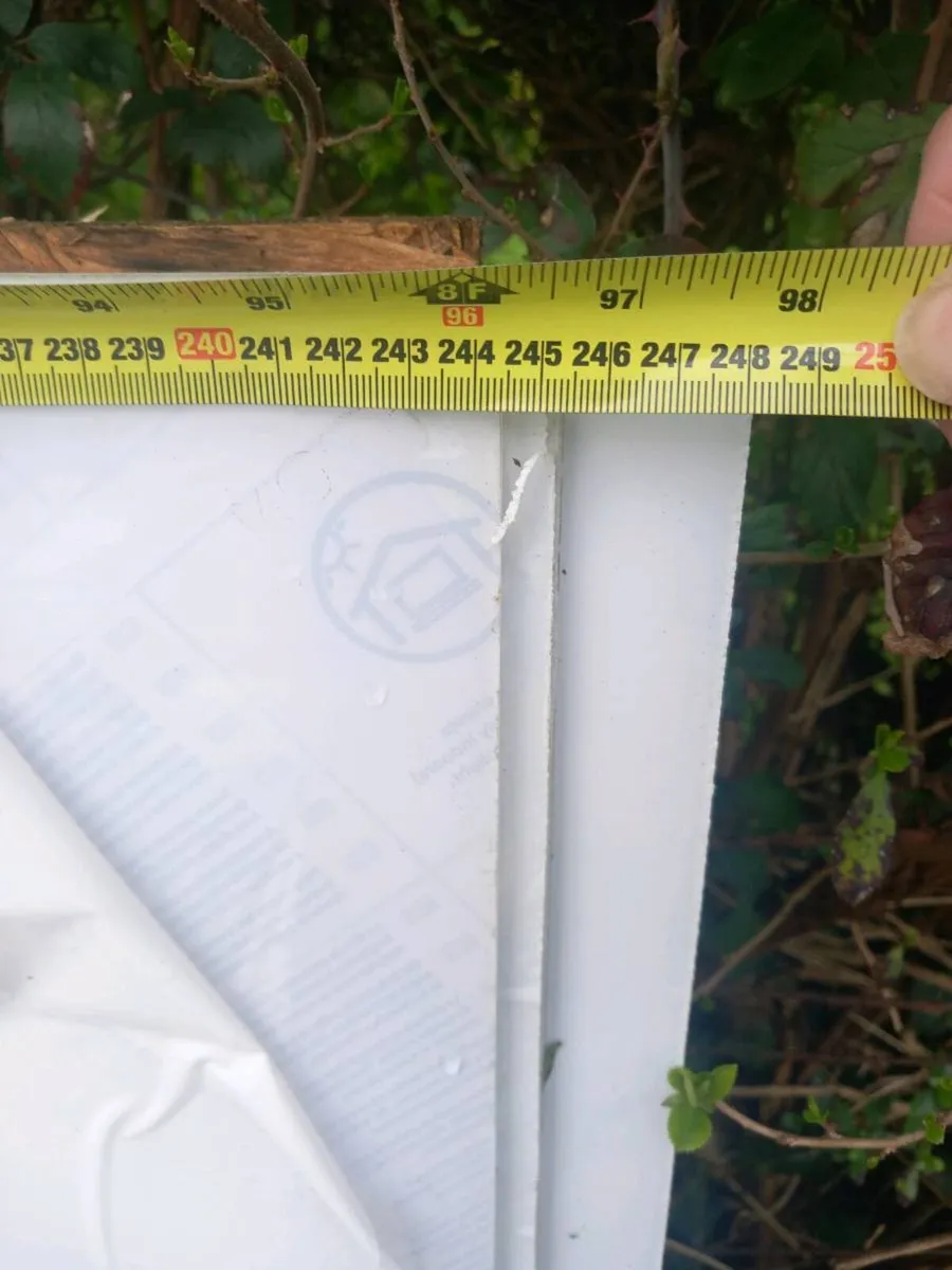 Polycarbonate - Image 3