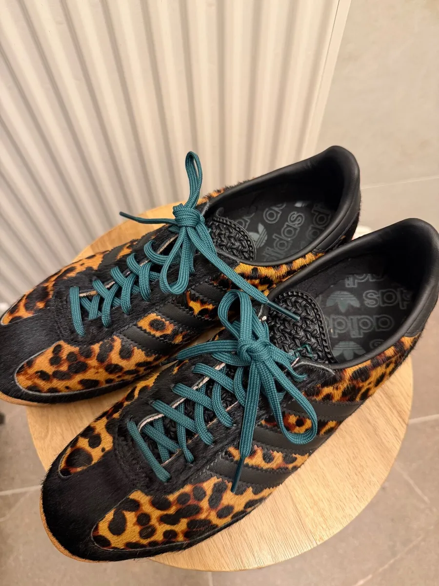 sneakers UK 6,5 both pairs 80 euro - Image 4