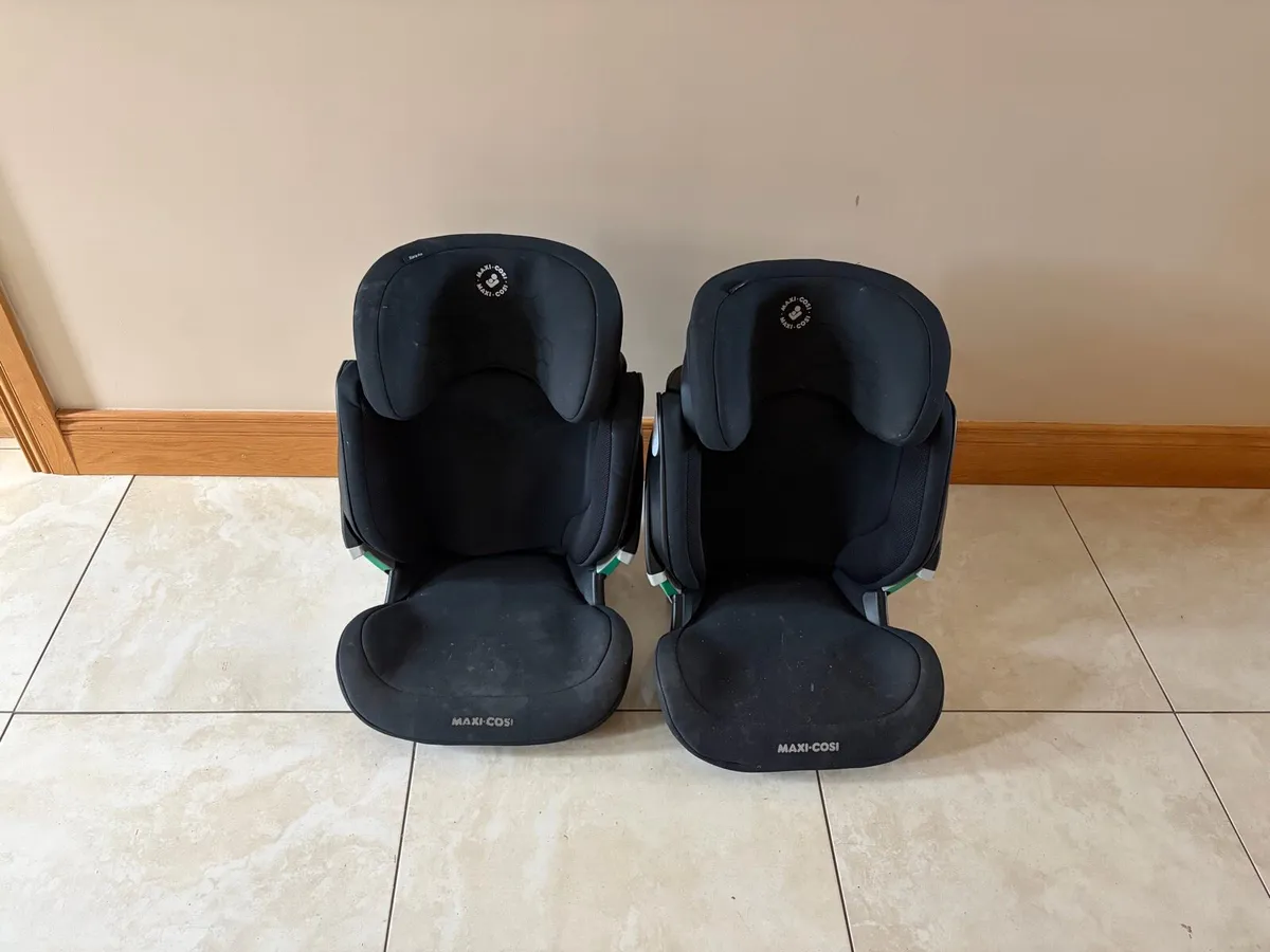 Two Maxi Cosi Kore Pro - Image 1