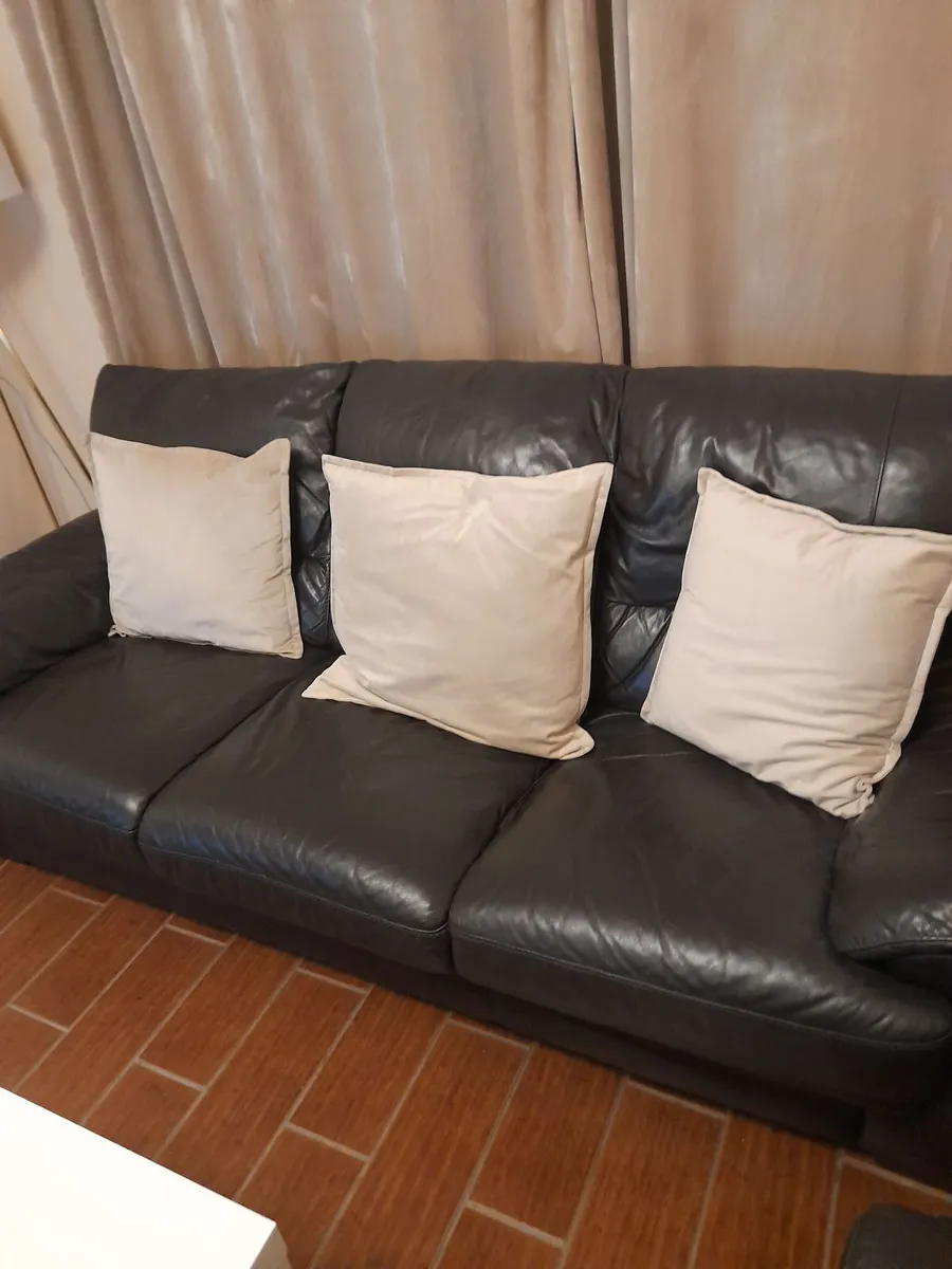 Sofas - Image 4