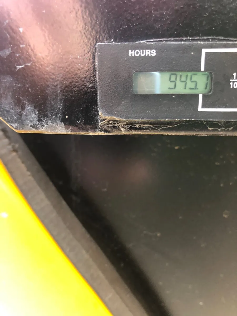 JCB DUMPER 2019 **MINT CONDITION** - Image 2