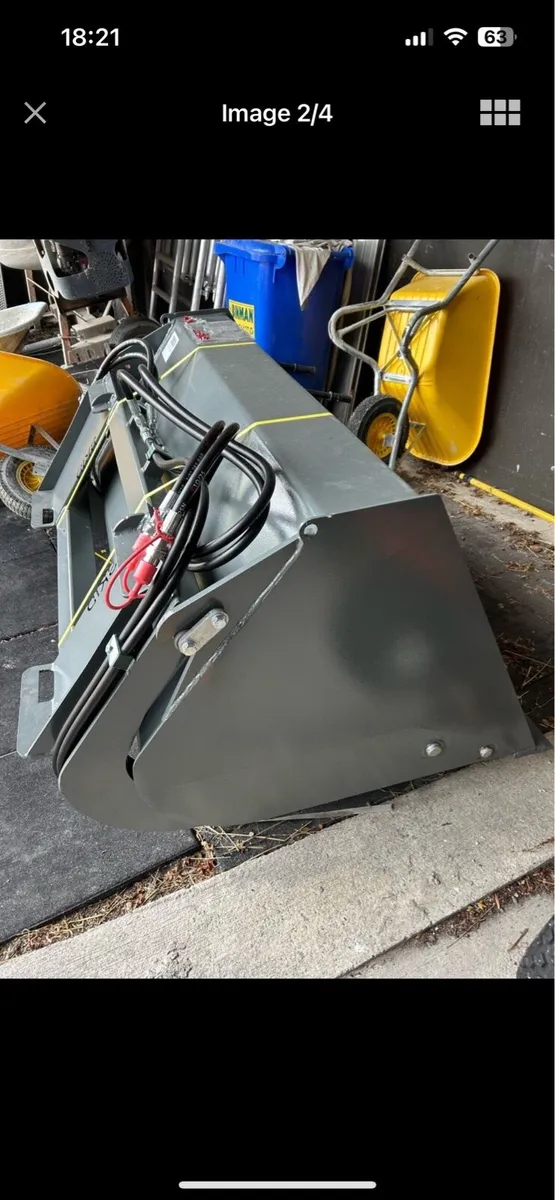 High tip skidsteer bucket unused - Image 1