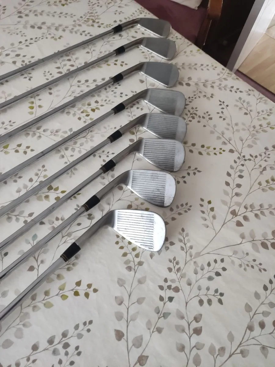 golf clubs - Image 1