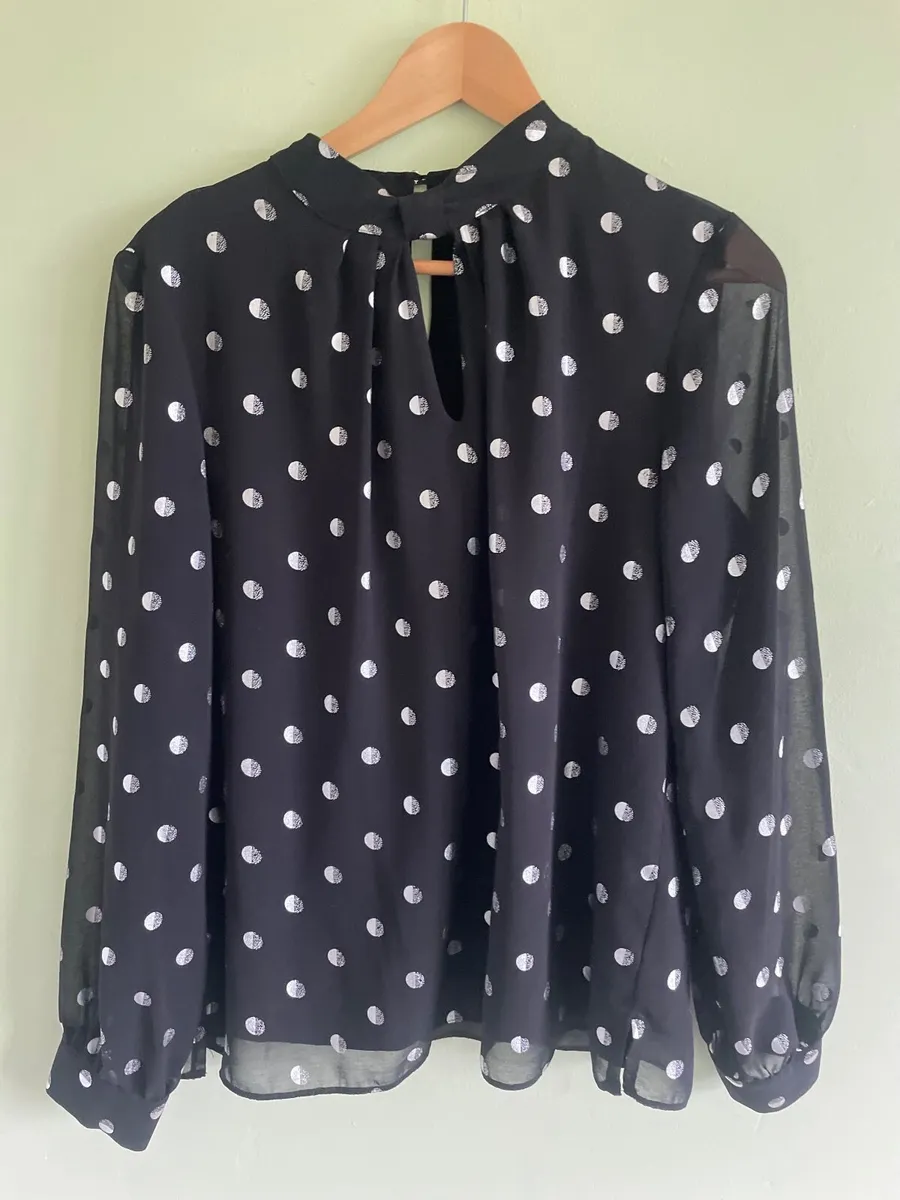 Wallis long sleeved top - Image 1