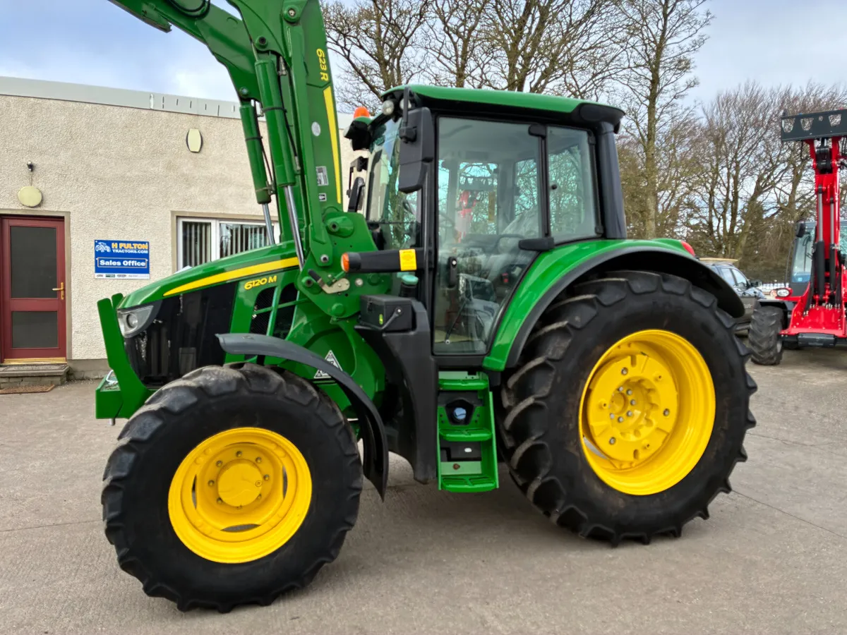 JOHN DEERE 6120M - Image 1