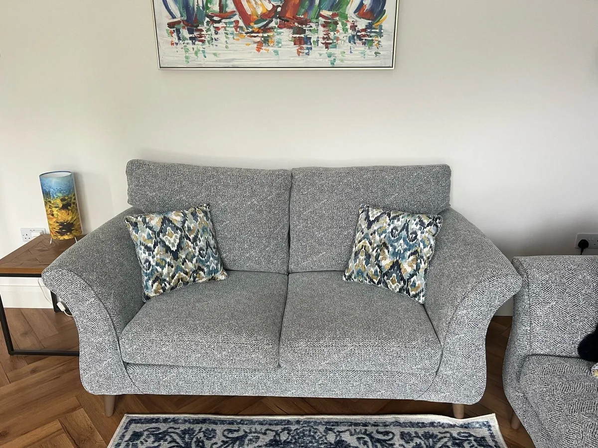 2 couches for sale - Image 2